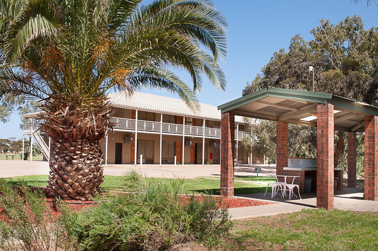Standpipe Golf Motor Inn Port Augusta Exterior foto